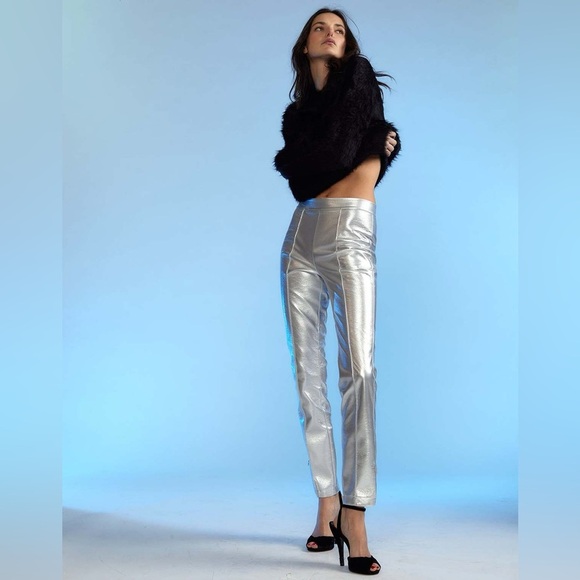 NWT Cynthia Rowley Vegan Leather Cigarette Pants in Silver - Picture 3 of 14